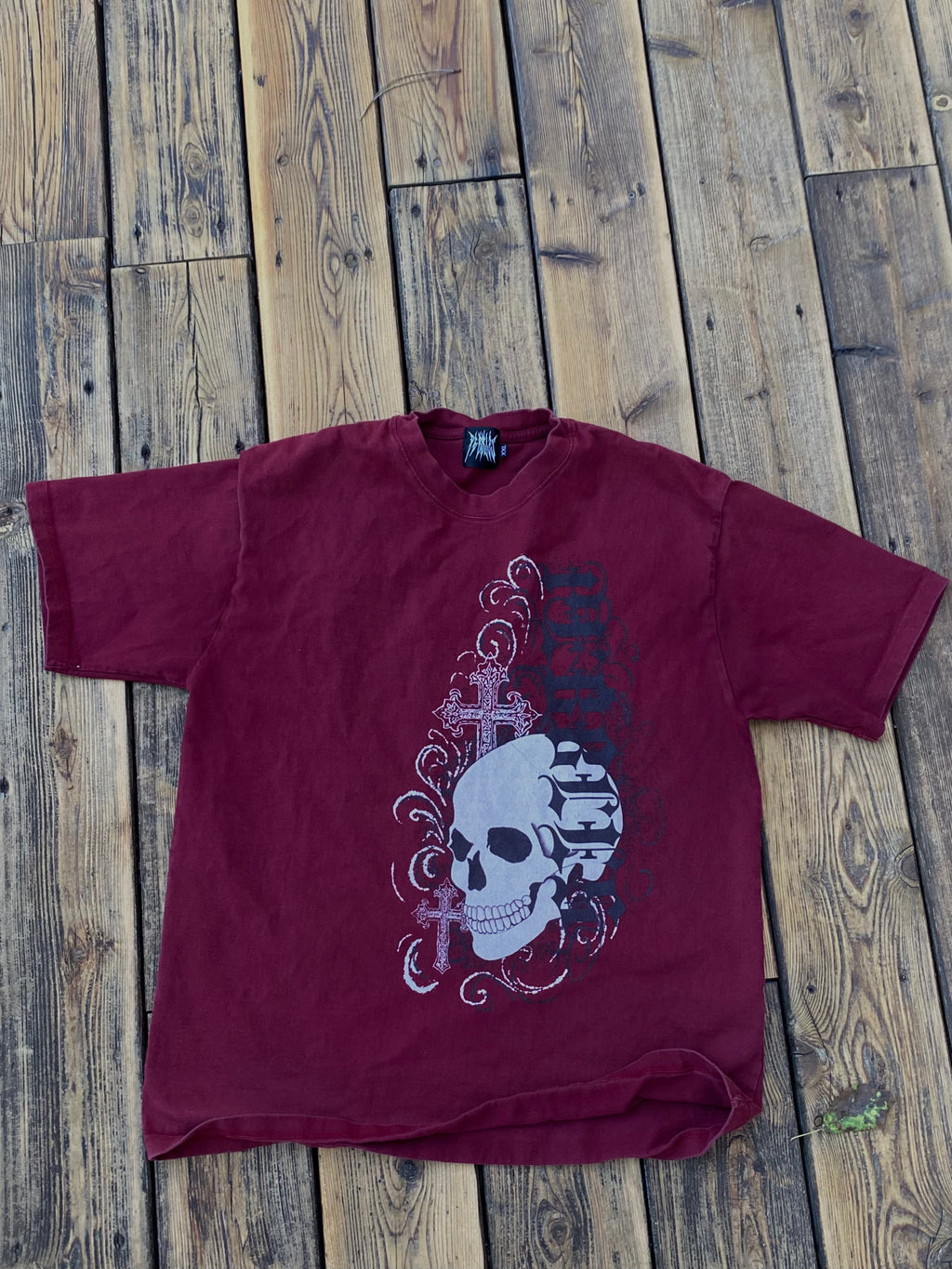 Pebbles red skull tee